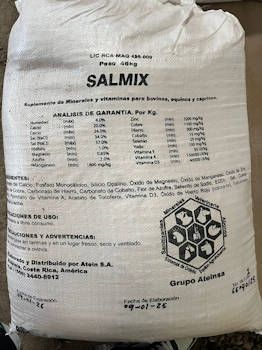Salmix - Sal con minerales para ganado